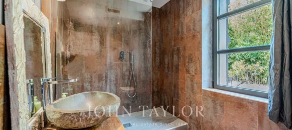 8 bedrooms Villa in Le Cannet, France No. 349431 22