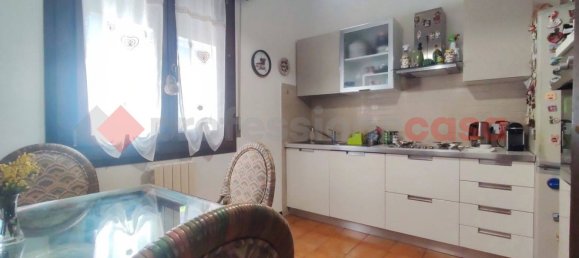 3 bedrooms House in Carpi, Italy No. 177914 13