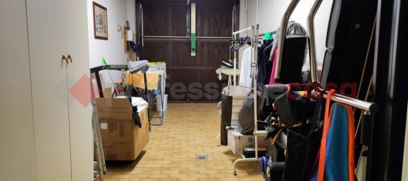 3 bedrooms House in Carpi, Italy No. 177914 30