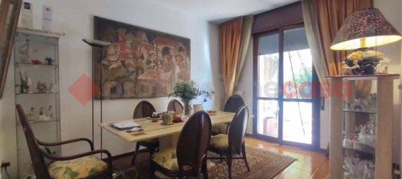 3 bedrooms House in Carpi, Italy No. 177914 6