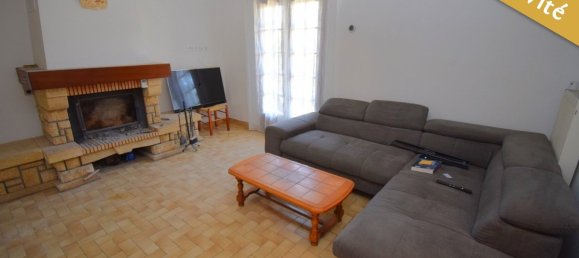 Casa de 3 dormitorios en Vernouillet, France No. 50209 16