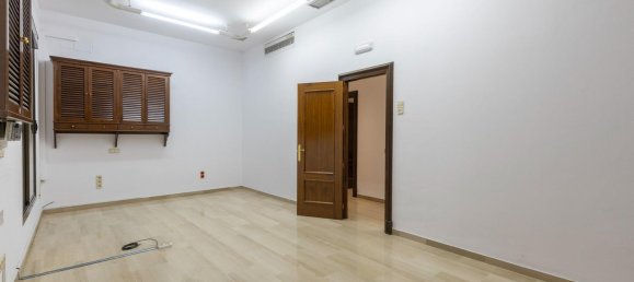 Коммерческая недвижимость 500м² в Гранада, Испания № 175661 26