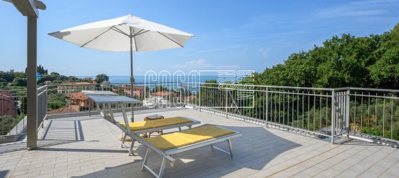 4 bedrooms Penthouse in Lerici, Italy No. 314381 5