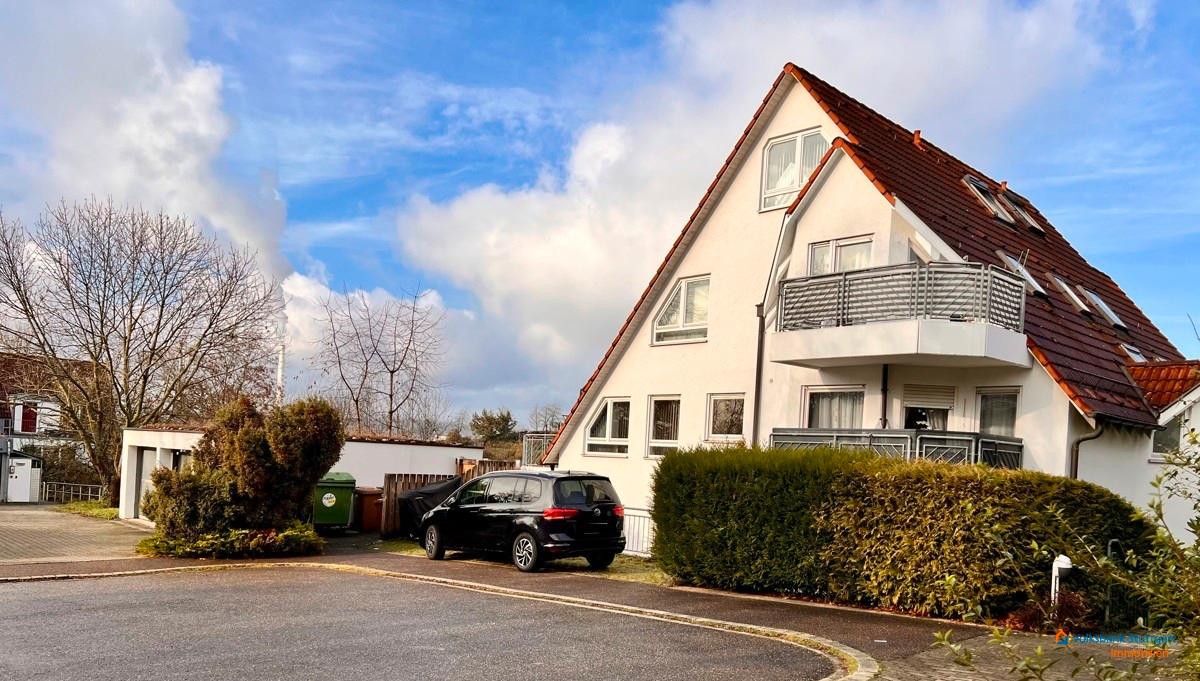 3 rooms Duplex in Stuttgart, Germany No. 70282