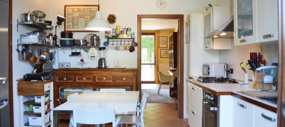 5 bedrooms House in Peschiera Borromeo, Italy No. 364255 8