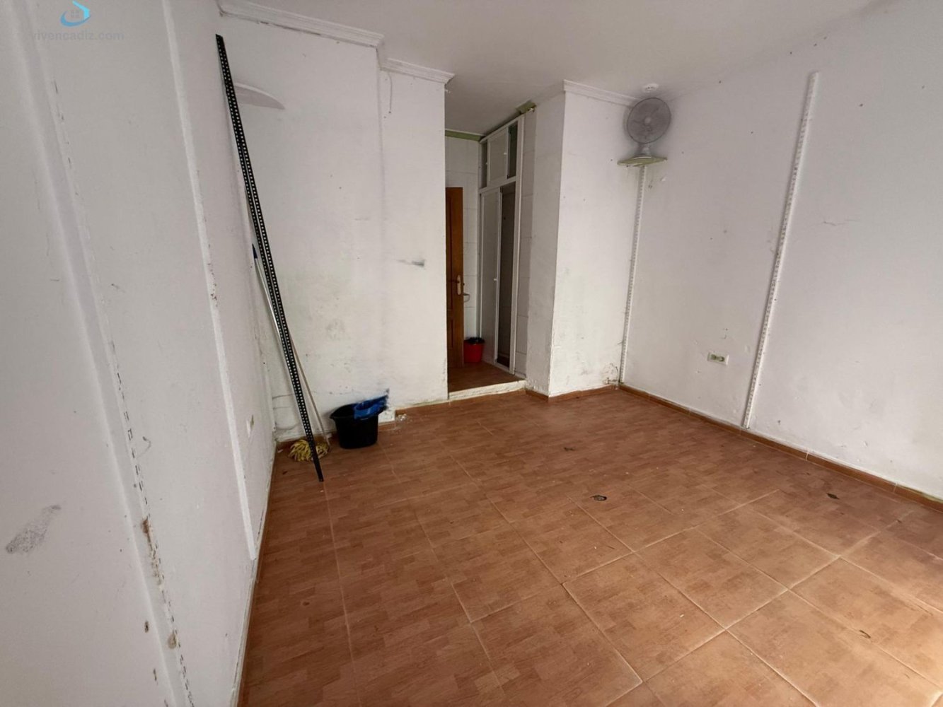 20m² Commercial property in Cadiz, Spain No. 145310