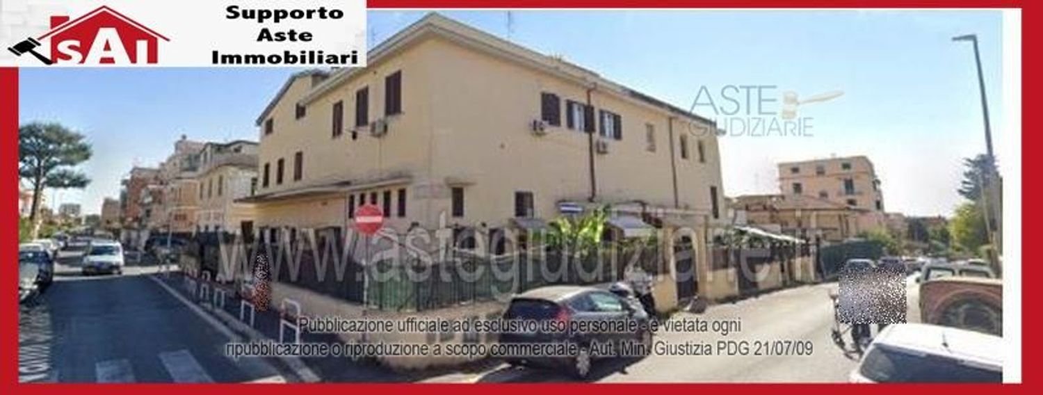 5 bedrooms Apartment in Rome, Italy No. 330878