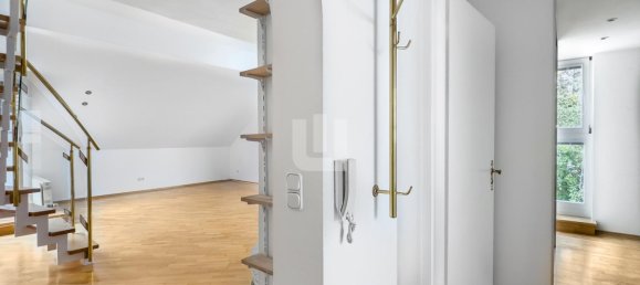 1 bedroom Duplex in Munich, Germany No. 314623 3