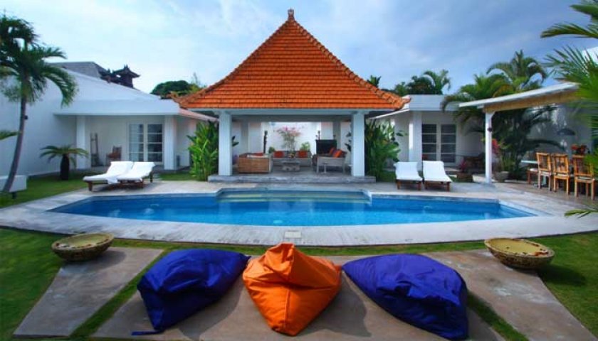 4 bedrooms Villa for rent in Seminyak, Badung, Bali, Indonesia № 3430