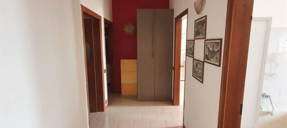 4 rooms Apartment in Rome, Italy No. 26333 11