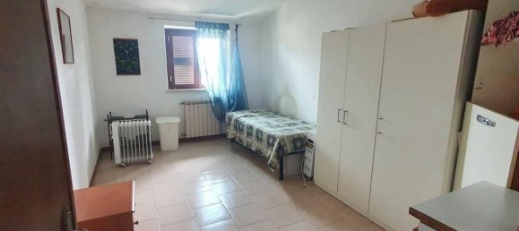 4 rooms Apartment in Rome, Italy No. 26333 14