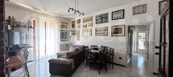 Apartamento de 3 divisões em Barni, Italy N.º 311700 2
