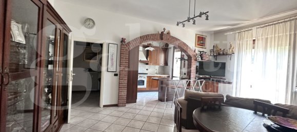 Apartamento de 3 divisões em Barni, Italy N.º 311700 11