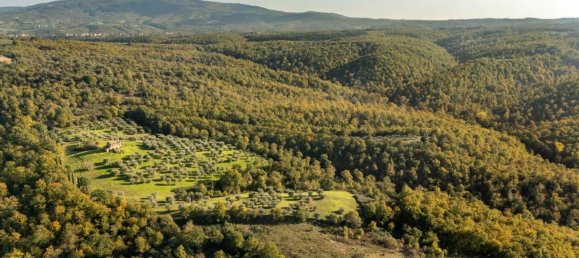 8 rooms House in Città della Pieve, Italy No. 56452 21