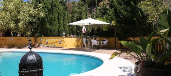 3 bedrooms House in Malaga, Spain No. 58834 3