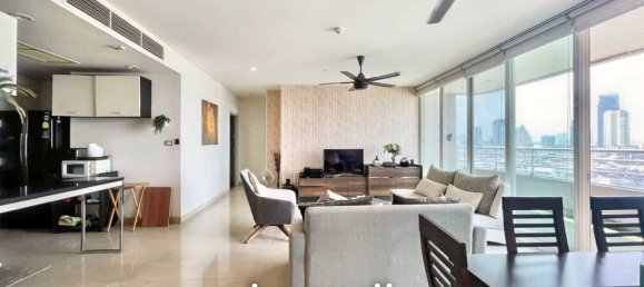 3 bedrooms Condo in Bangkok, Thailand No. 24450 5