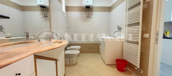 2 Schlafzimmer Wohnung in Udine, Italy, Nr. 282726 23