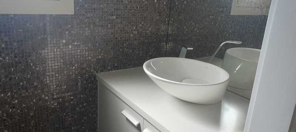 5 Schlafzimmer Gewerbliche Immobilie in Strovolos, Cyprus, Nr. 17660 4