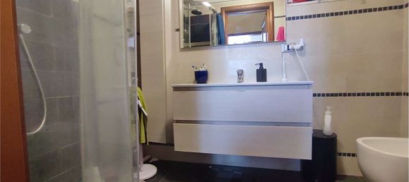 7 rooms Apartment in Livorno, Italy No. 133248 29