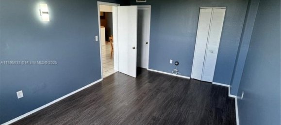 2 dormitorios propiedad comercial en venta en Miami, Miami-Dade, Florida, USA № 615916 3