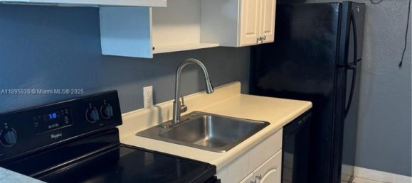 2 dormitorios propiedad comercial en venta en Miami, Miami-Dade, Florida, USA № 615916 10
