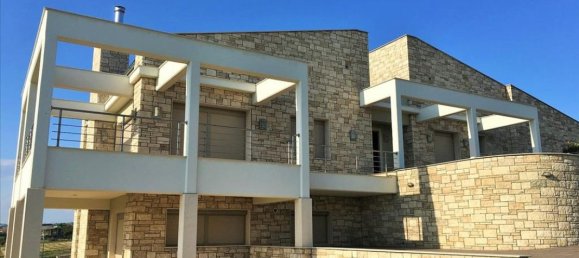 5 bedrooms Villa in Thessaloniki, Greece No. 1412 5