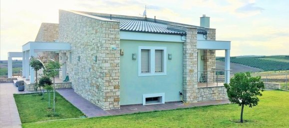 5 bedrooms Villa in Thessaloniki, Greece No. 1412 9