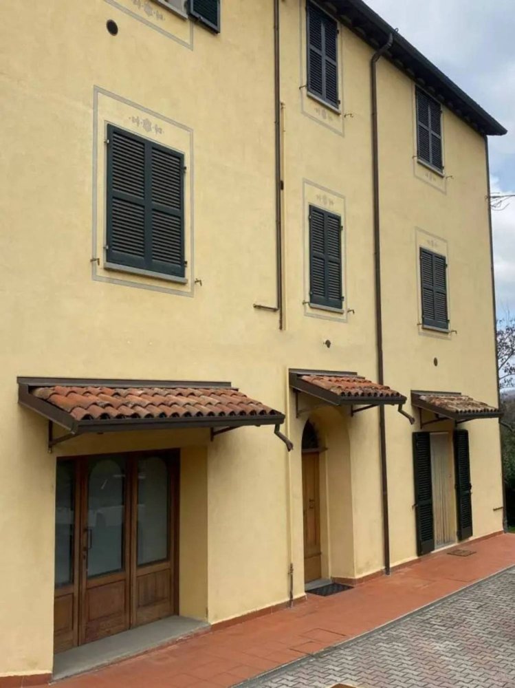 3غرفة شقة في Modigliana, Italy رقم 135789