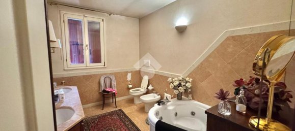 5 rooms Villa in Santa Maria di Sala, Italy No. 361657 16