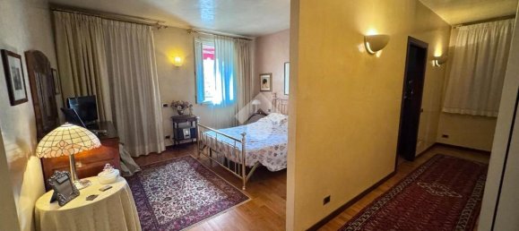 5 rooms Villa in Santa Maria di Sala, Italy No. 361657 12