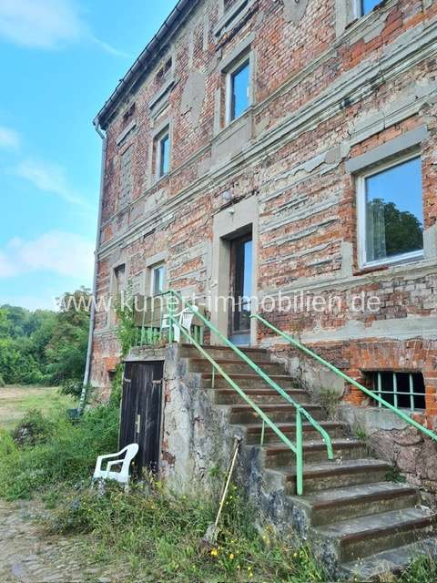 Almacén en Saalekreis, Germany 250 m² No. 34984