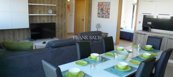 2 bedrooms Penthouse in Saint Julian's, Malta No. 8932 11