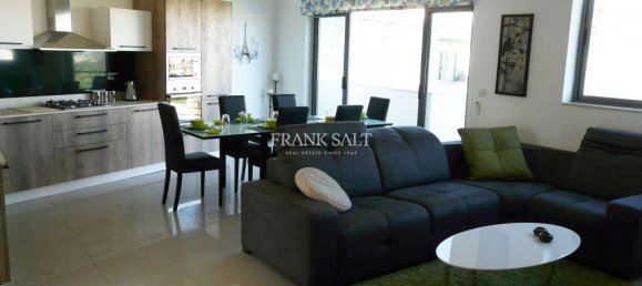 2 bedrooms Penthouse in Saint Julian's, Malta No. 8932 37