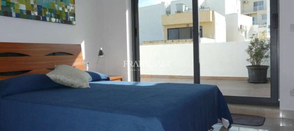2 bedrooms Penthouse in Saint Julian's, Malta No. 8932 34