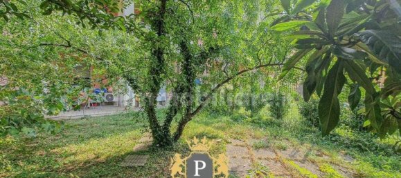 3 rooms Apartment in Verona, Italy No. 225771 2