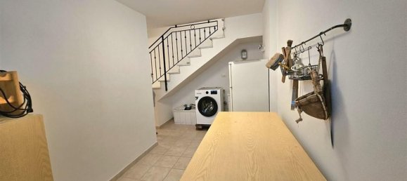 Дом с 5 спальнями в Масса, Италия № 357053 3