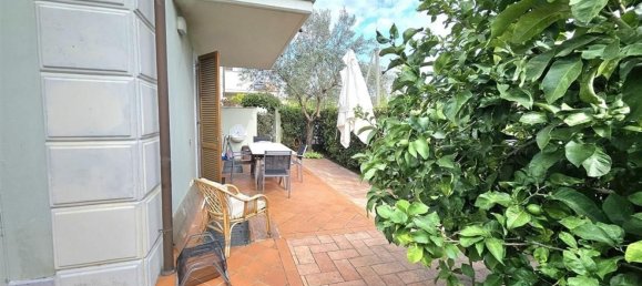 Дом с 5 спальнями в Масса, Италия № 357053 30