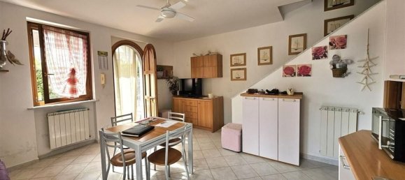 Дом с 5 спальнями в Масса, Италия № 357053 46