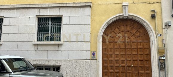 2 bedrooms Apartment in Verona, Italy No. 57827 17