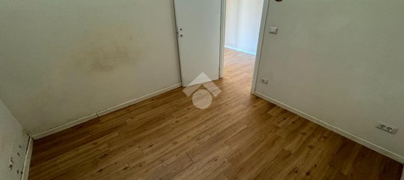 7-Zimmer Gewerbliche Immobilie in Lugo, Italy, Nr. 20461 30