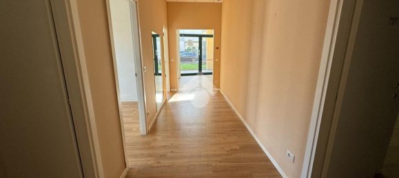 7-Zimmer Gewerbliche Immobilie in Lugo, Italy, Nr. 20461 22