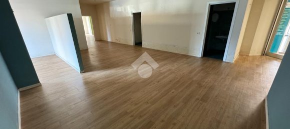 7-Zimmer Gewerbliche Immobilie in Lugo, Italy, Nr. 20461 12