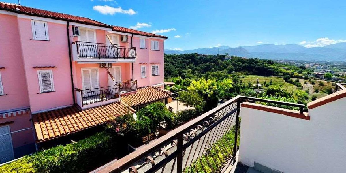 1 bedroom Apartment in Scalea, Italy No. 390437