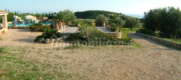 4 bedrooms Villa in Camerota, Italy No. 7390 11