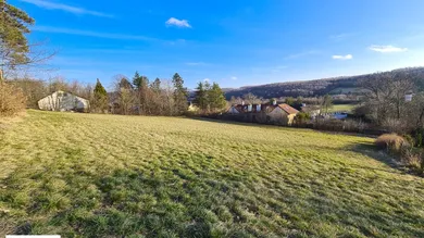  قطعة أرض في Hinterbruhl, Austria رقم 45954