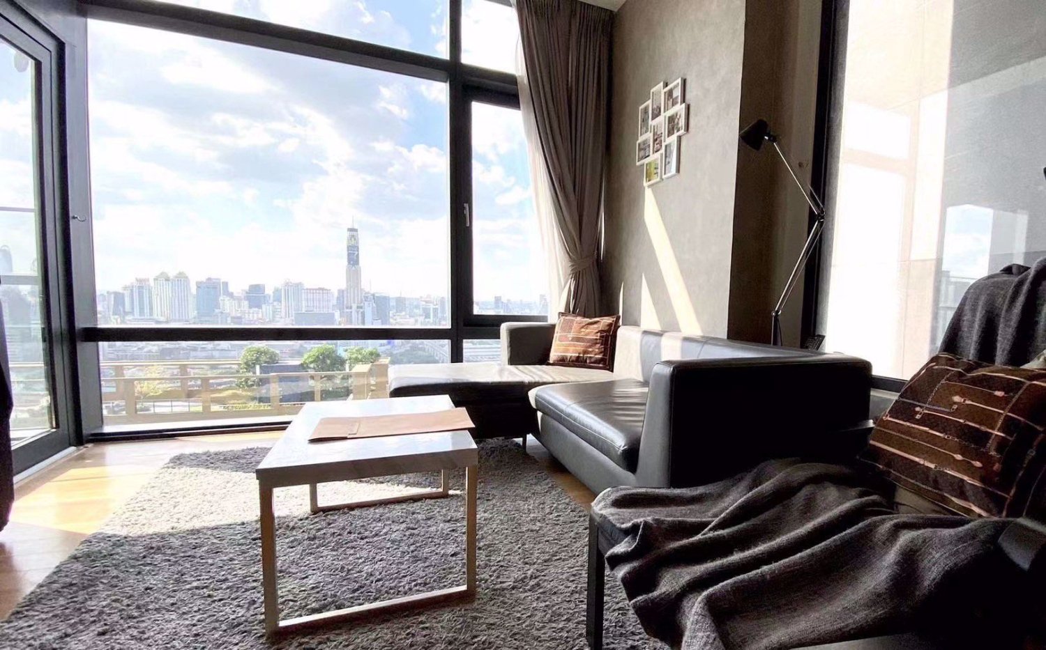 Apartamento com 1 quarto em condomínio em Ratchathewi, Thailand N.º 5194