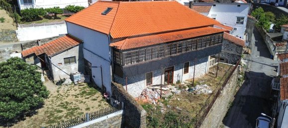 8 bedrooms House in Santa Marta de Penaguiao, Portugal No. 183738 15