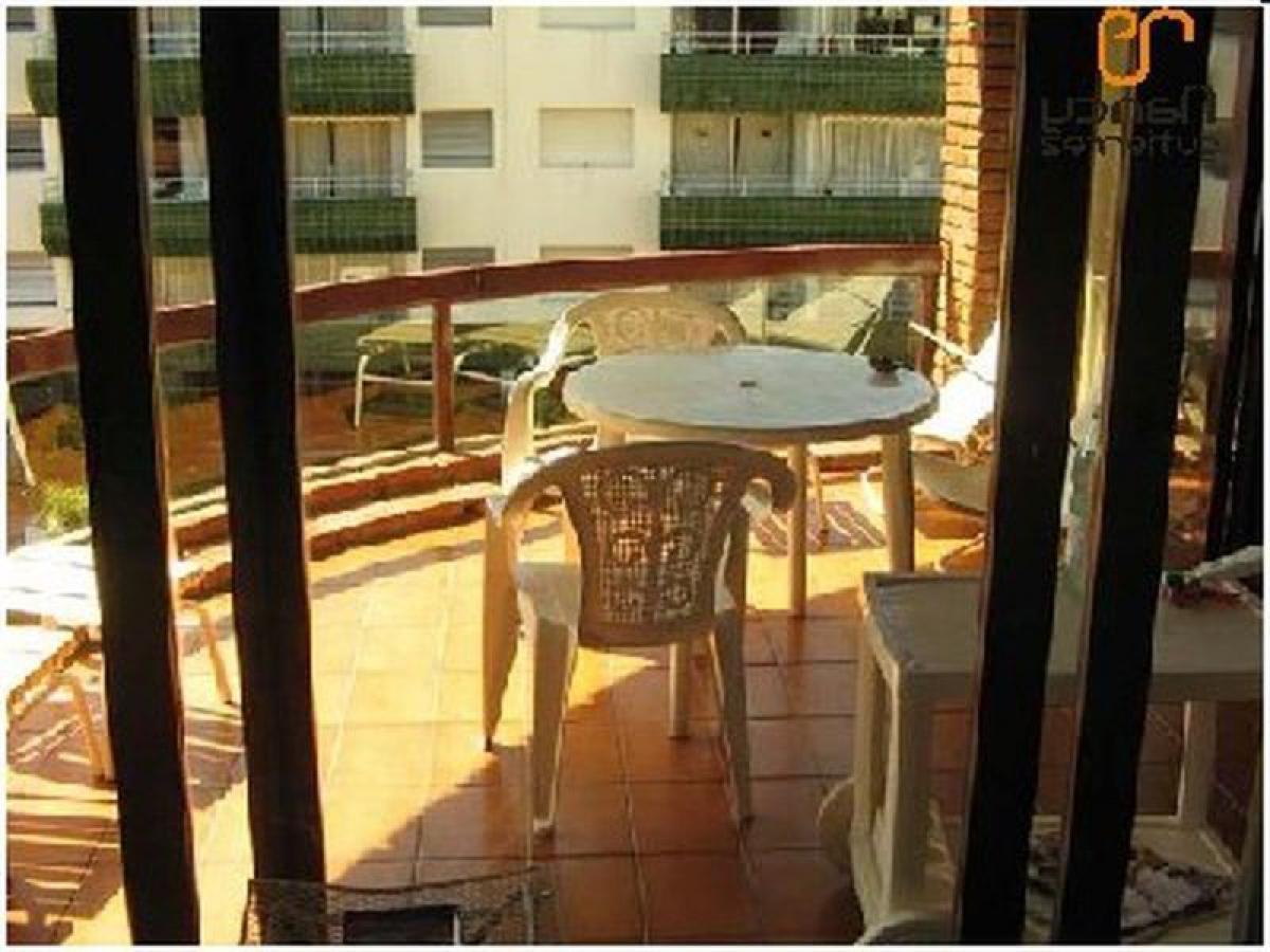 3 bedrooms Apartment in Maldonado, Uruguay No. 9119