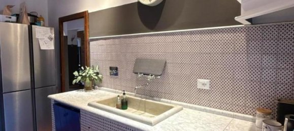 Квартира с 3 спальнями в Кьянни, Италия № 356604 16