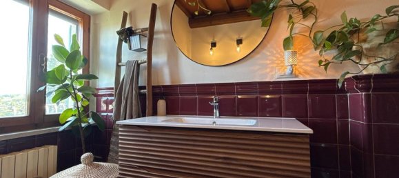 Квартира с 3 спальнями в Кьянни, Италия № 356604 25